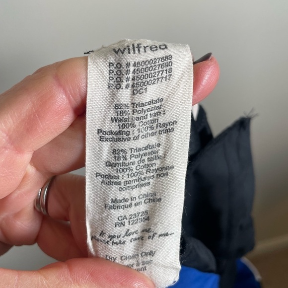 Aritzia Wilfred Alara Color Block Trouser Pants Black Burgundy Crepe Womens 4 - Picture 13 of 13